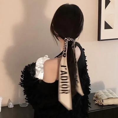 阿罗有枝彩色笔